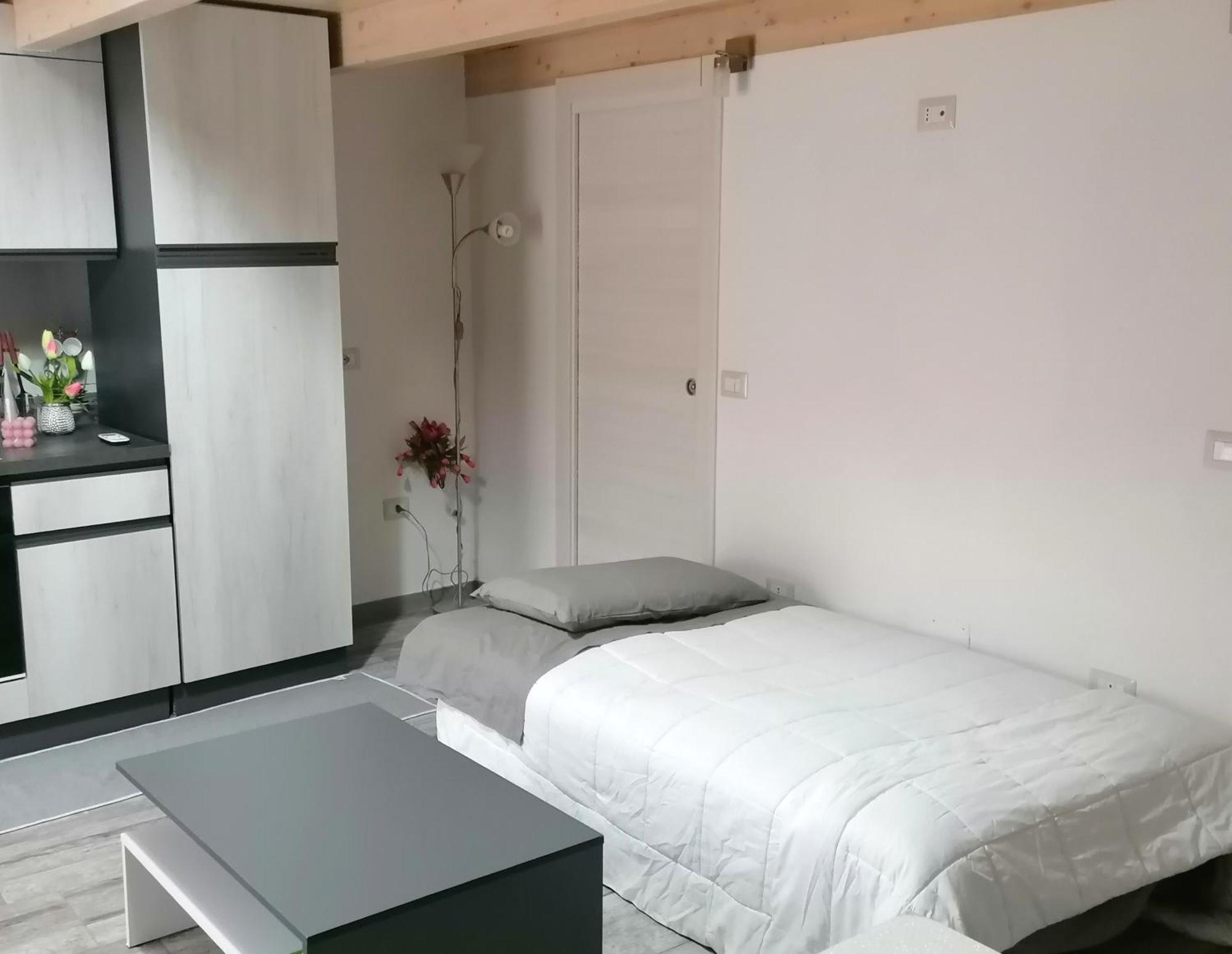 Appartamento Dimora Helianthus Salandra Esterno foto